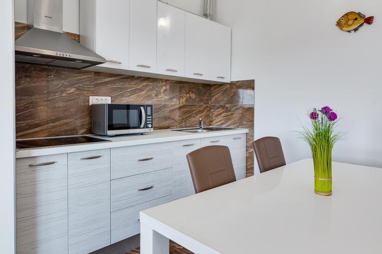 Apartman David S Bazenom Podusje Eksteriør billede